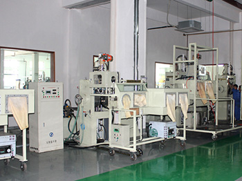 成型壓機(jī)